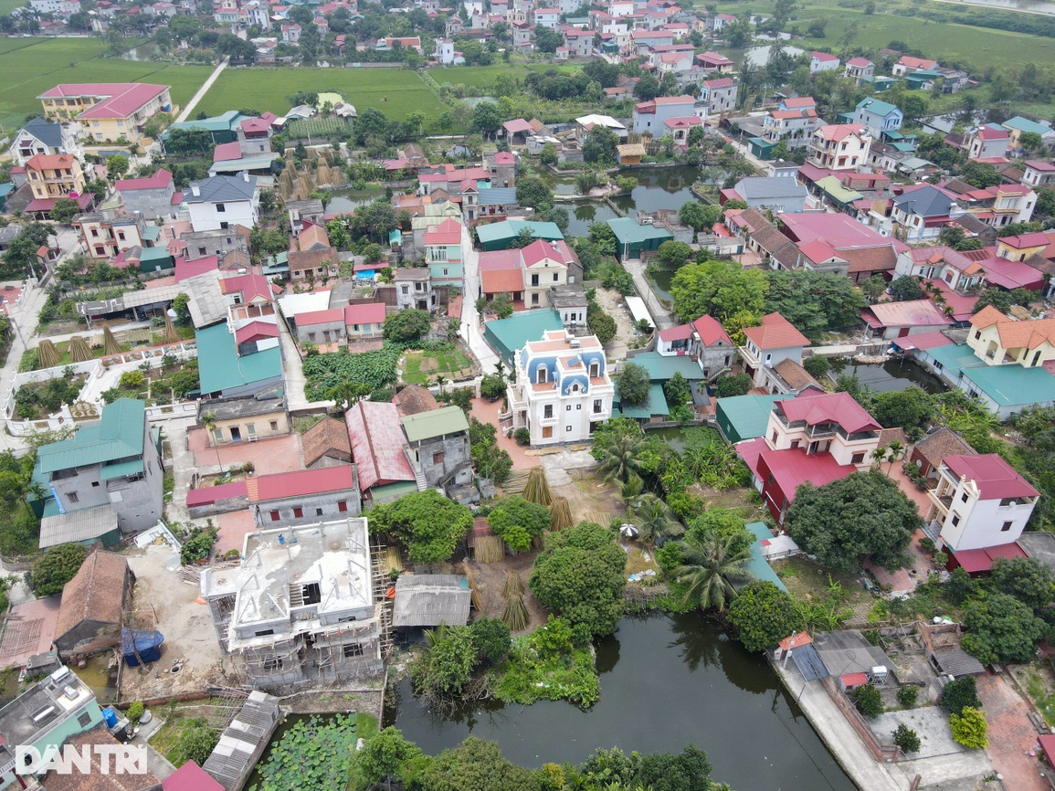 Chủ xưởng kiếm tiền tỷ từ khẩu trang, trả lương công nhân hơn giám đốc - 5 Chủ xưởng kiếm tiền tỷ từ khẩu trang, trả lương công nhân hơn giám đốc - 5
