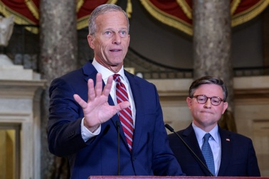 Giải pháp nào để chính phủ Mỹ sớm mở cửa trở lại?