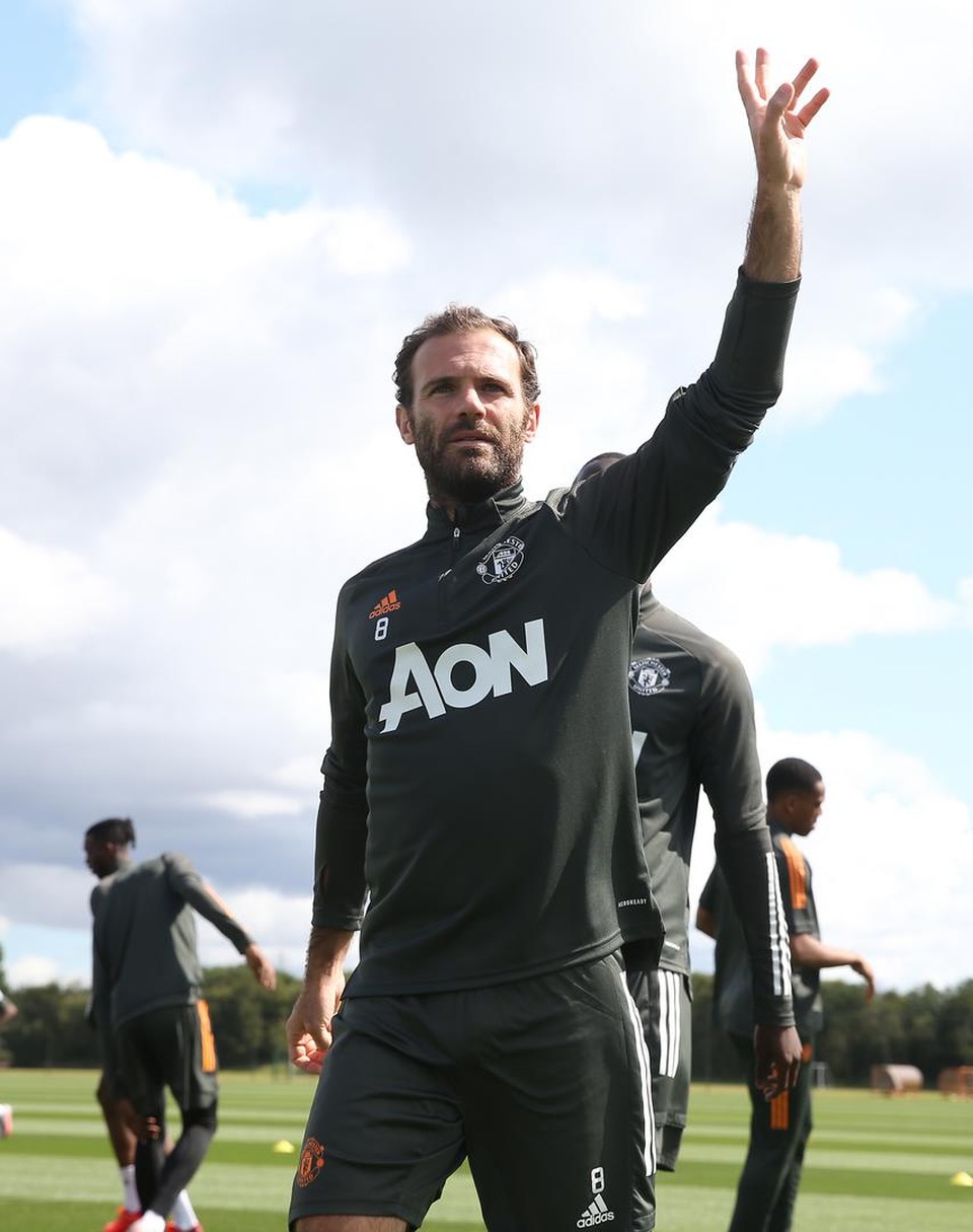 Man Utd luyện công chuẩn bị trở lại Europa League - 10 Man Utd luyện công chuẩn bị trở lại Europa League - 10