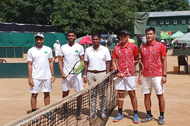Đội tuyển quần vợt Việt Nam thắng Saudi Arabia tại Davis Cup