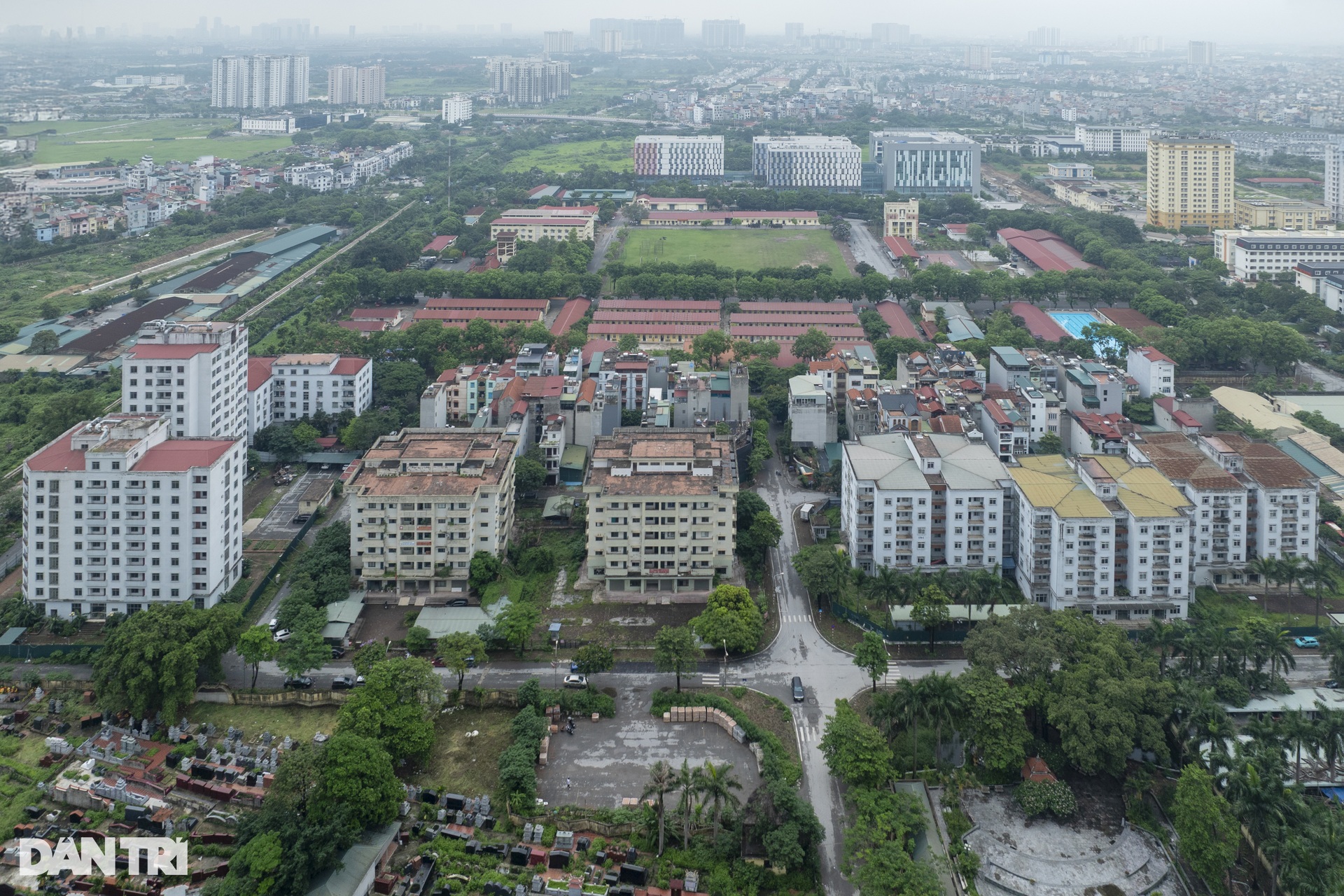 Cảnh hoang tàn, lãng phí ở khu tái định cư bỏ hoang giữa Thủ đô