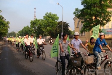 Huế “nóng” lên cùng Giờ Trái Đất