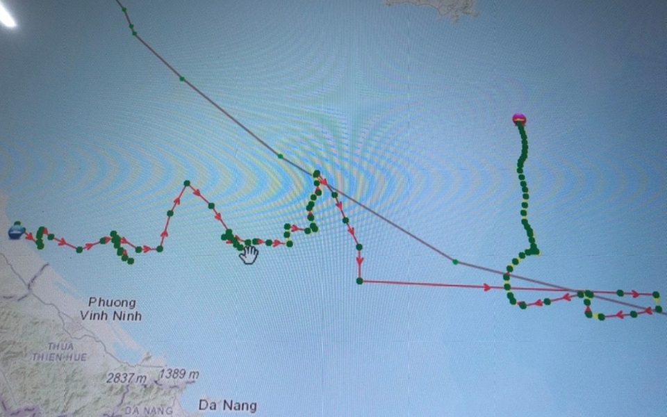 Tàu cá báo hướng di chuyển khác thường rồi mất liên lạc nhiều ngày - 2 Tàu cá báo hướng di chuyển khác thường rồi mất liên lạc nhiều ngày - 2