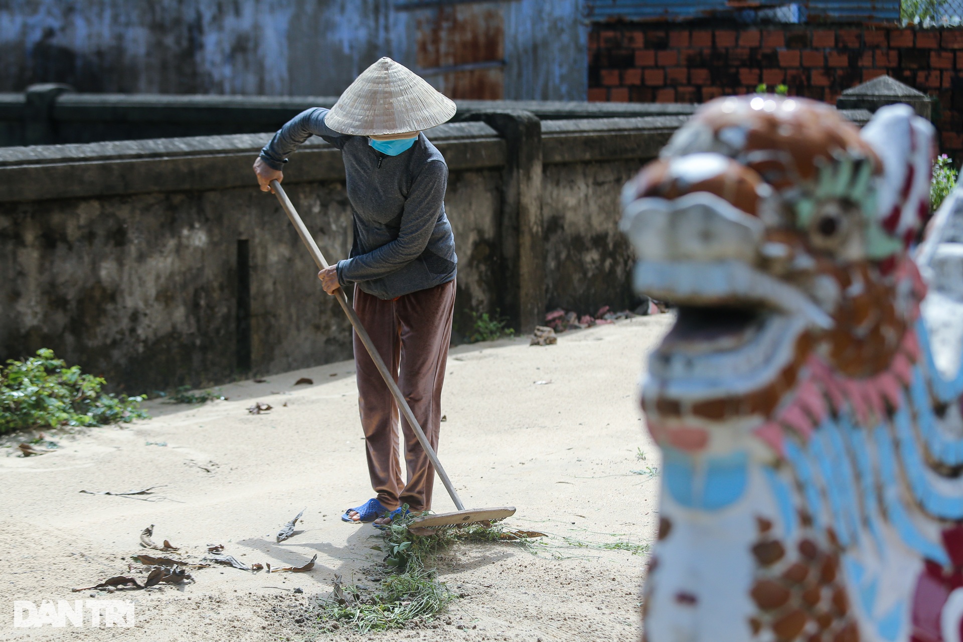 Khám phá thành phố lăng mộ nổi tiếng bậc nhất xứ Huế - 7 Khám phá thành phố lăng mộ nổi tiếng bậc nhất xứ Huế - 7