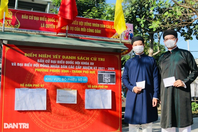 Toàn cảnh 69 triệu cử tri cả nước tham gia Ngày hội non sông - 22 Toàn cảnh 69 triệu cử tri cả nước tham gia Ngày hội non sông - 22