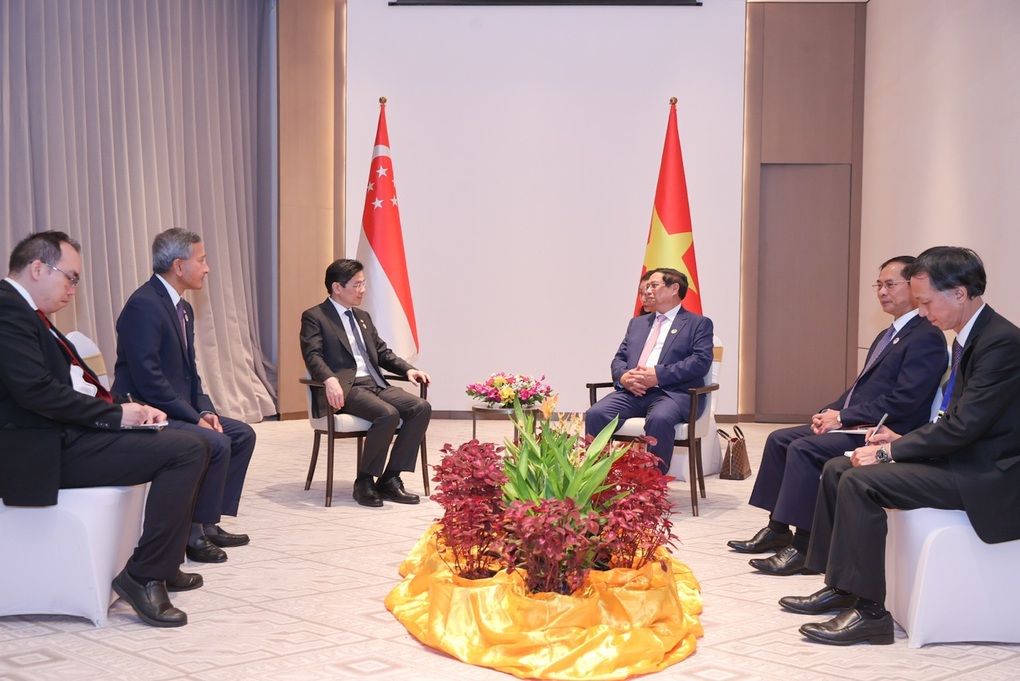 Cam kết của hai Thủ tướng trong cuộc họp thường niên đầu tiên ở Vientiane - 2 Cam kết của hai Thủ tướng trong cuộc họp thường niên đầu tiên ở Vientiane - 2
