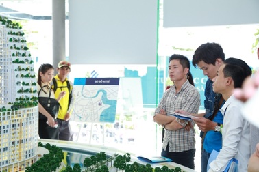 "Ngó lơ" mùi hôi bãi rác, bất động sản khu Nam vẫn "sốt"