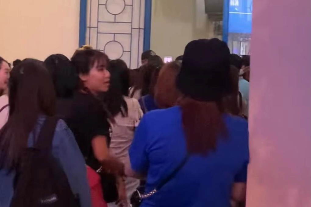 Show diễn của Super Junior ở TPHCM gây bức xúc, Ban Tổ chức nói gì? - 2 Show diễn của Super Junior ở TPHCM gây bức xúc, Ban Tổ chức nói gì? - 2