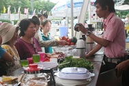 Tỷ lệ lao động khu vực kinh tế phi chính thức đang tăng