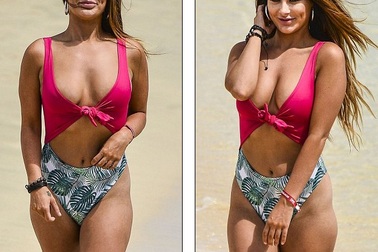 Người đẹp 9X khoe ngực căng tròn