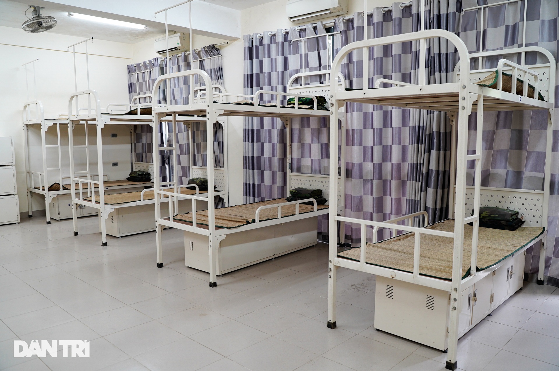 Cận cảnh 3.000 giường tại Ký túc xá ĐH FPT được trưng dụng làm khu cách ly - 4 Cận cảnh 3.000 giường tại Ký túc xá ĐH FPT được trưng dụng làm khu cách ly - 4