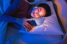 Cùng chuyên gia tìm kiếm giải pháp cho chứng khô mắt thời 4.0