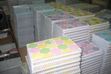 Doanh nghiệp đầu tiên xuất khẩu văn phòng phẩm sang Mỹ