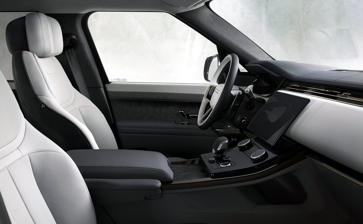 Range Rover Sport mới ra mắt bằng màn trình diễn ngoạn mục - 13 Range Rover Sport mới ra mắt bằng màn trình diễn ngoạn mục - 13
