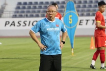 HLV Park Hang Seo quan tâm đặc biệt Công Phượng, Quang Hải