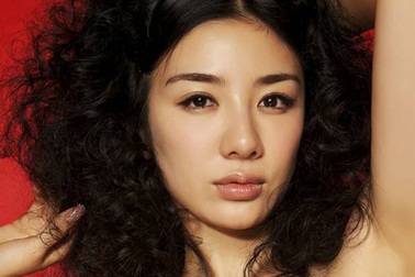 Huỳnh Dịch - Tóc rối gợi cảm