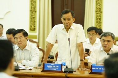 Có cán bộ trong 2 năm đi nước ngoài hơn 100 ngày