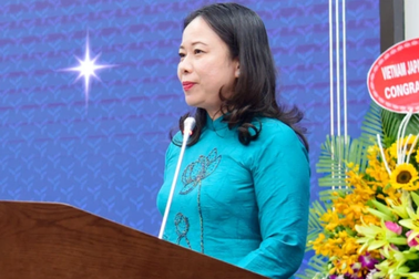 Phó Chủ tịch nước Võ Thị Ánh Xuân: Mong sinh viên luôn nỗ lực, phấn đấu