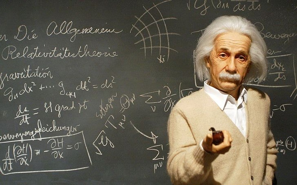 Bộ não của Einstein có gì đặc biệt mà bị cướp trắng trợn khi ông qua đời? - 1