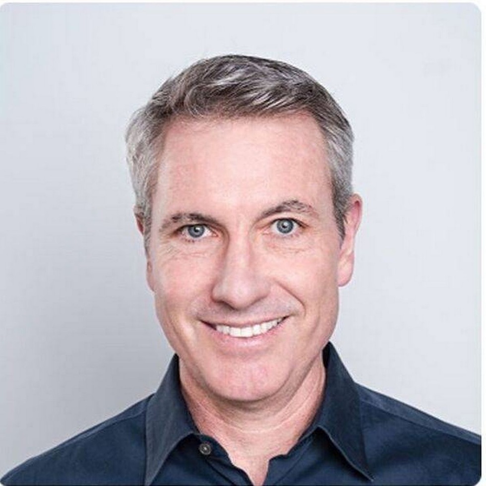 Scandal kiss cam 1,3 tỷ USD: Giải mã CEO Andy Byron và Astronomer - 2 Scandal kiss cam 1,3 tỷ USD: Giải mã CEO Andy Byron và Astronomer - 2