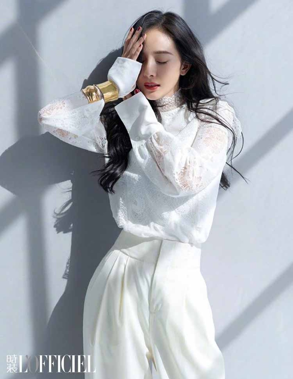 Bất ngờ trước nhan sắc ngày ấy và bây giờ của Dương Mịch - 21 Bất ngờ trước nhan sắc ngày ấy và bây giờ của Dương Mịch - 21