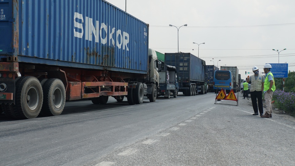 Chi 840 tỷ đồng để sửa chữa 30km quốc lộ 5 - 2