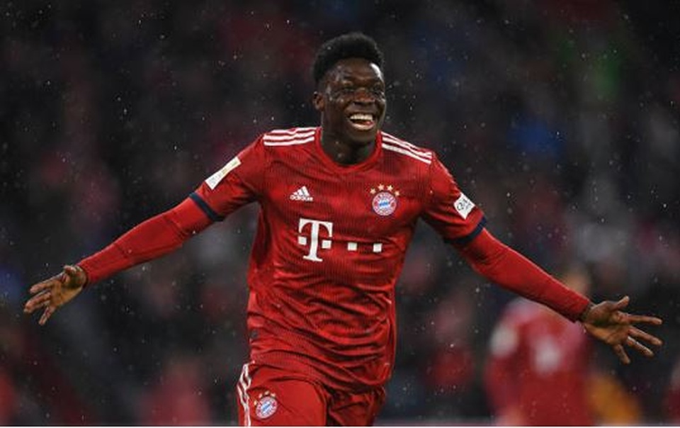 Alphonso Davies: Cậu bé nhút nhát và nỗi khiếp sợ của châu Âu - 5 Alphonso Davies: Cậu bé nhút nhát và nỗi khiếp sợ của châu Âu - 5