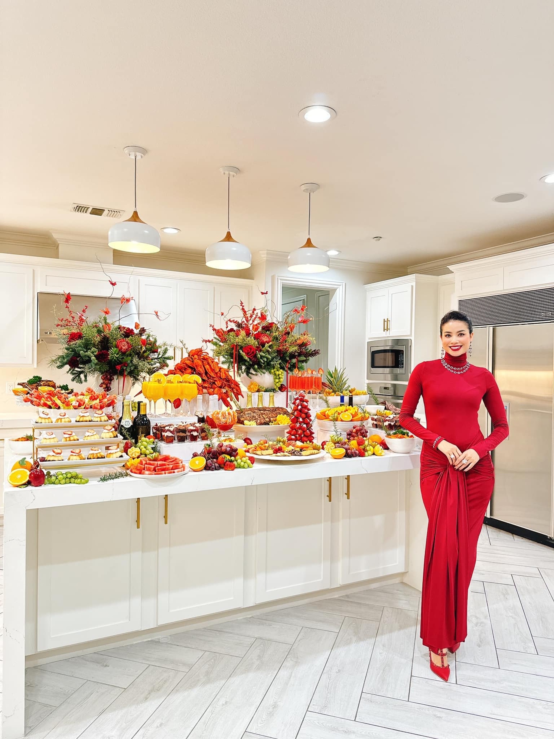 Cuộc sống xa hoa của Hoa hậu Phạm Hương tại Mỹ sau 10 năm đăng quang - 6