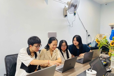 Gác lại công việc kế toán ổn định sau 17 năm để làm thực tập sinh ở tuổi 42