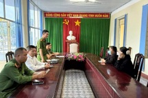 Đi chợ nghe chuyện bắt cóc vội đăng Facebook, 2 phụ nữ bị công an xử lý