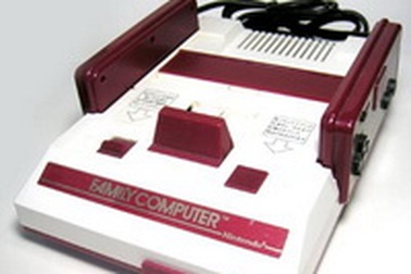 "Mổ xẻ" máy trò chơi điện tử 4 nút Nintendo