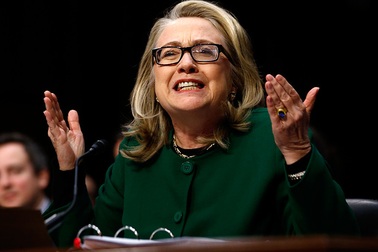 Bộ Ngoại giao Mỹ bất ngờ lật lại điều tra bê bối email của bà Clinton