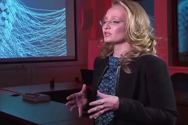 Con gái Tổng thống Putin xuất hiện hiếm hoi trước công chúng?