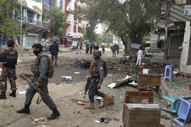 IS đánh bom tự sát tại Afghanistan, 33 người chết 