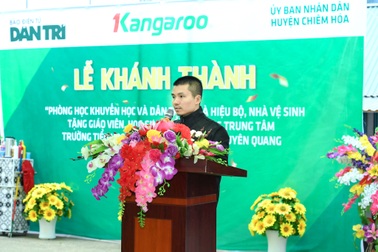 Khánh thành Phòng học Dân trí: Thầy trò hết cảnh vừa dạy, vừa lo lớp sập