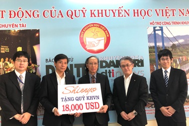 Shinnyo-en Nhật Bản, Quỹ Khuyến học Việt Nam tiếp tục trao 18.000 USD cho học sinh, sinh viên nghèo vượt khó