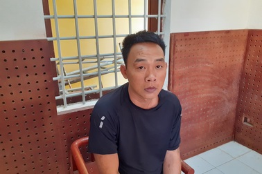 Mới ra tù, đối tượng ngáo đá xông vào nhà dân đập phá đồ đạc