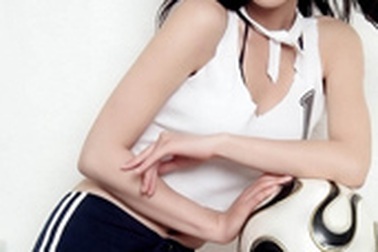 Huỳnh Thánh Y: Nữ cầu thủ quyến rũ