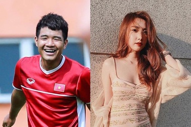 Cầu thủ Hà Đức Chinh và bạn gái: Từ "úp mở" tới công khai tỏ tình