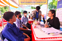 Lao động thất nghiệp nhiều, đặt hi vọng ở sàn giao dịch việc làm