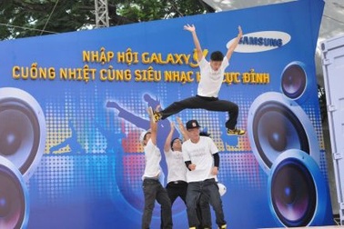 Dancer Việt bùng nổ trước giờ khai màn Siêu nhạc hội 