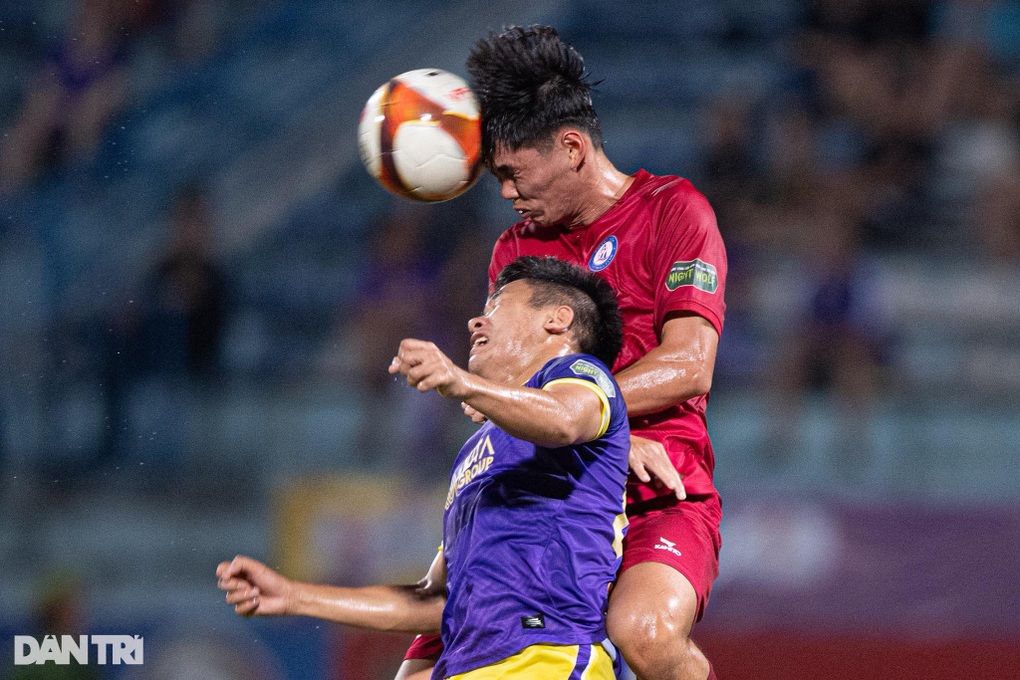Thua đậm Hà Nội FC, CLB Khánh Hòa chính thức xuống hạng - 1 Thua đậm Hà Nội FC, CLB Khánh Hòa chính thức xuống hạng - 1