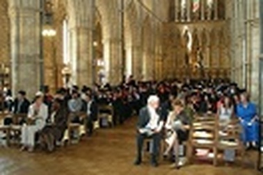 Trung tâm tư vấn du học Minh Hoàng An tuyển sinh học bổng du học Anh Quốc - 2011