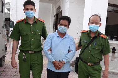 Ăn nhậu, hát karaoke ồn ào lúc nửa đêm, một người bị đánh tử vong