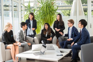 Kỹ năng Quản lý Khách sạn  & Thương hiệu Cao cấp: Hãy đến để thể hiện mình!