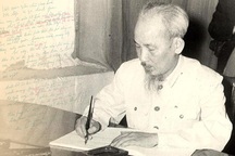 Di chúc của Bác Hồ mong mỗi người dân Việt đều trở thành người có văn hóa