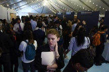 Số người đăng ký nhận trợ cấp thất nghiệp tại Mỹ bất ngờ tăng mạnh