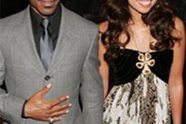 Eddie Murphy cưới vợ!