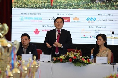 Khởi động giải golf gây quỹ từ thiện của báo Tiền Phong