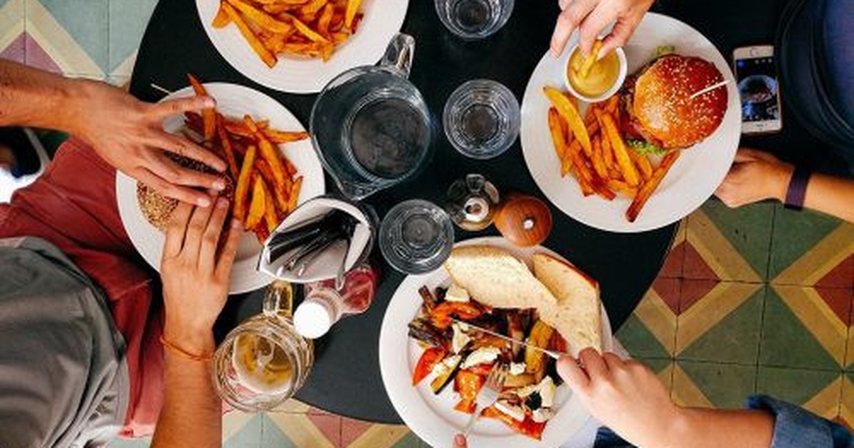 10 cách để ăn bất cứ thứ gì bạn muốn mà không sợ tăng cân | Báo Dân trí